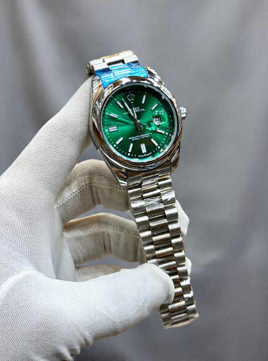 Classic Stainless Steel Analog Watch with Date & Luminous Dial