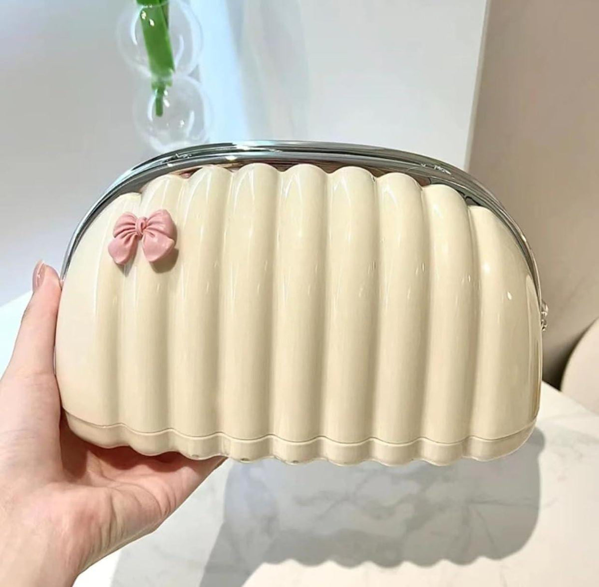 Shell-Shaped Decorative Tissue Box